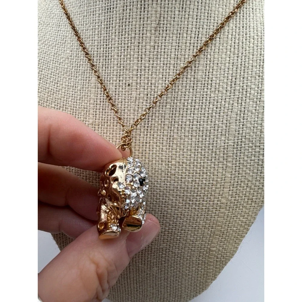 Sparkling Elephant Pendant Necklace Gold Tone Rhinestone Charm Statement Jewelry